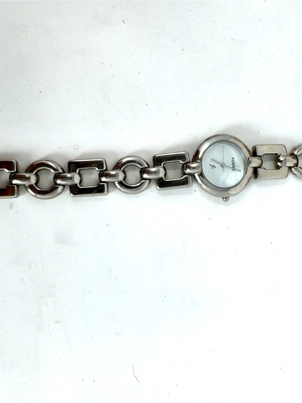 Vintage Y2K Fossil Women's Silver Bracelet Watch with Mother-of-Pearl Dial
